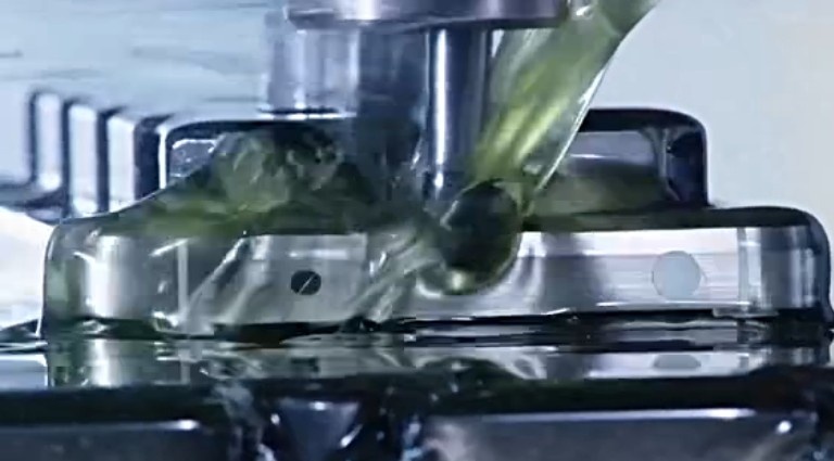 小米4、魅族MX4手機(jī)外殼加工用的是什么切削液？